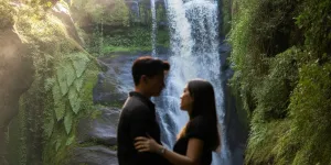Arti Mimpi Pergi ke Air Terjun Bersama Pacar: Tafsir Psikologi, Spiritual, Islam, dan Primbon Jawa