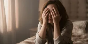 Arti Mimpi Suami Selingkuh Sampai Menangis: Makna dan Penjelasan Lengkap