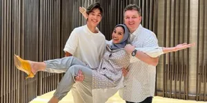 Awet Muda dan Bahagia Jelang Kepala Lima, Ini Rahasia Maudy Koesnaedi