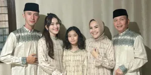 Ayah Rozak Bocorkan Rencana Pernikahan Ayu Ting Ting & Muhammad Fardhana