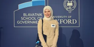 Ayana Moon Kuliah S2 di Oxford, Klaim Jadi Muslimah Korea Pertama