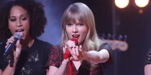 Bagi Taylor Swift, Cinta Tidak Harus Selalu Happy Ending