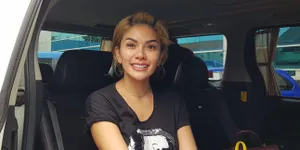 Bahas Gosip di Acara TV, Nikita Mirzani Bantah Mau Sudutkan Ayu & Raffi