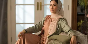Baju Lebaran Warna Earth Tone untuk Tampil Anggun dan Modern di Hari Raya 2026
