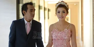 Bella Shofie Ungkap Hubungannya Dengan Istri Pertama Suryono