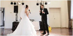 Berbekal Gitar Akustik, Ini 5 Lagu yang Cocok Untuk Ungkapkan Perasaanmu dalam Melamar Doi