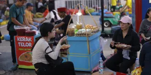 Berburu Makanan Khas Daerah di Jakarta Fair 2025