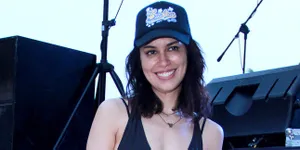 Bertabur Kristal, Ini Detail Mewah Kue Pernikahan Sophia Latjuba