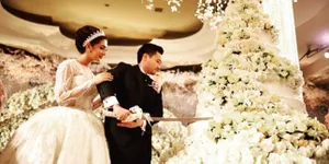 Bertabur Kristal, Ini Harga dan Detail Kue Wedding Nabila Syakieb