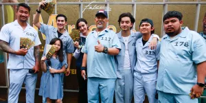 Bikin Heboh! Rilis Soundtrack Film 'MIRACLE IN CELL NO 7' Versi Indonesia, Para Pemain Joget Bareng Ratusan 'Napi'