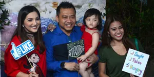 Bukan di Luar Negeri, Ternyata Aurel Sekolah di Kampus Ini Lho