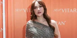Bunga Citra Lestari Selektif Pilih Perawatan Wajah di Usia Kepala Empat