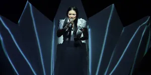 Buta Fashion, Titi DJ Pasrahkan Kostum Panggung ke Stylist