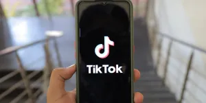 Cara Agar TikTok FYP dan Banyak Like: Panduan Lengkap 2024