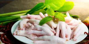 Cara Ampuh Mengusir Bau Amis Ceker Ayam,Trik dan Bahan Ajaib yang Wajib Dicoba