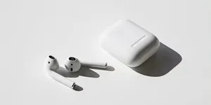 Cara Membersihkan Lubang Headset dengan Mudah, Jaga Audio Tetap Jernih