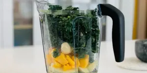Cara Membersihkan Sisa Lemak di Blender Hanya dengan 1 Bahan Dapur