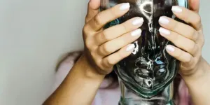 Cara Mengatasi Kuku Berjamur Yang Menguning