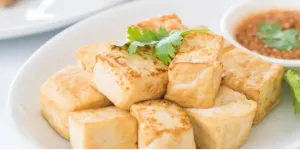 Cara Menggoreng Tahu Susu, Crispy dan Tetap Utuh