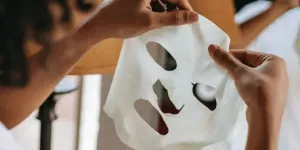 Cara Menggunakan Sheet Mask untuk Dapatkan Hasil Maksimal yang Mengagumkan