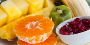 Cara Menyajikan Buah Segar yang Tetap Dingin Berjam-Jam Tanpa Es Batu, Dijamin Efektif