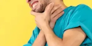 Cara Mudah Menangani Duri Ikan yang Tersangkut di Tenggorokan Tanpa Mengandalkan Nasi