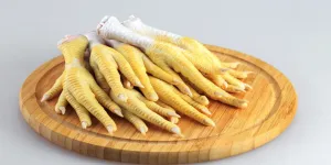 Cara Mudah Menghilangkan Bau Amis dan Lendir pada Ceker Ayam, Wajib Dicoba