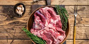 Cara Mudah Merebus Daging Kambing Empuk dan Bebas Bau Prengus Hanya dalam 20 Menit