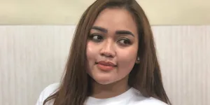 Cerita Clara Gopa Tentang Foto Bugilnya: Aku Iseng Pas Lagi Enggak Ada Kerjaan