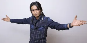 Charly Diangkat Jadi Duta Batu Akik