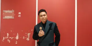 Danil DA8 Rindu Teman dan Keluarga di Sumenep Selama Berkompetisi