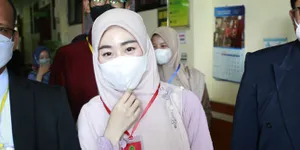 Dapatkan Hak Asuh Anak, Larissa Chou Tak Akan Batasi Alvin Faiz Bertemu Buah Hatinya