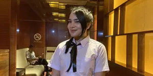 Davina Karamoy Ungkap Perbedaan Karakternya di Film dan Novel ‘THE OTHER SIDE’