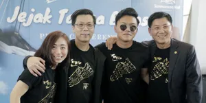 Design Sendiri, Rizky Febian Luncurkan Sepatu Limited Edition