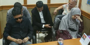 Desta dan Natasha Rizki Kompak Datang di Sidang Perdana, Sepakat Untuk Cerai