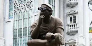 Di Tengah Laju Kota, Ikon #PikirDuaKali Ini Mengajak Ajak Masyarakat Waspada dan Berpikir Ulang