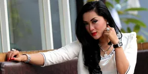 Dibilang Mirip Syahrini, Hiara Cleopatra Ingin Bunuh Diri