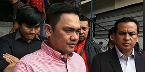 Diejek di Acara TV Nasional, Farhat Abbas Laporkan Nikita Mirzani