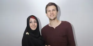 Ditanya Pisah Rumah, Asisten Rumah Tangga Risty Tagor Bingung