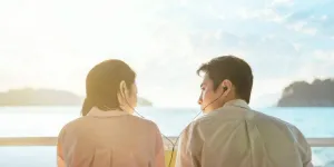 Drama Korea DOCTOR ON THE EDGE Bagikan Poster Teaser Terbaru, Ada Vibes Romantis di Pulau Terpencil