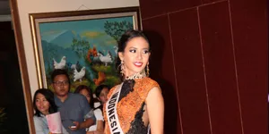 Elvira Devinamira: Jangan Suka Meremehkan Diri Sendiri