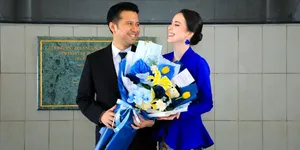 Suami Arumi Bachsin, Emil Dardak Wisuda Profesi Insinyur ITB dan Raih Penghargaan Lulusan Terbaik