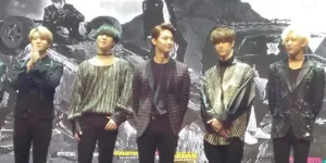 Fanmeeting GOT7 di Jakarta, Fans Dikasih Cokelat Sampai Pelukan