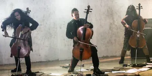 Fonticello, Merayakan Metal Memakai Cello