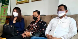 Hakim PA Bekasi Pensiun, Sidang Putusan Harta Gono Gini Jenita Janet dan Alief Ditunda