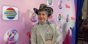 Hampir 60 Tahun Berkarier, Elvy Sukaesih Ungkap Satu Instrumen yang Setia Mengiringinya