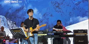 Histeris Abis, Dikta Yovie & Nuno Bikin Pecah First Sale Event OPPO Reno2 F Surabaya