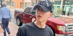 Hoshi Seventeen Jadi Sersan Usai Setahun Wamil, Naik Pangkat Lebih Cepat