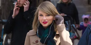 Ini Dia  Alasan Taylor Swift Menamai Albumya ‘RED’