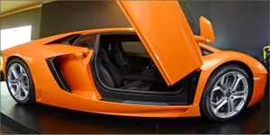 Inilah Sederet Nama Artis Yang Resmi Miliki Supercar Lamborghini